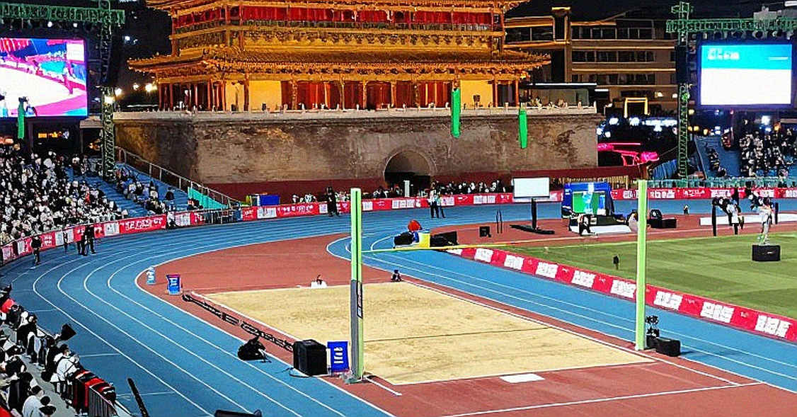 Jemma Reekie: Kỷ lục Road Mile Châu Âu và Hành Trình Trở Lại từ Vực Thẳm Chấn Động